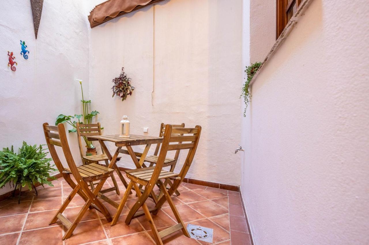 סביליה Palacios Malaver Suite Home מראה חיצוני תמונה